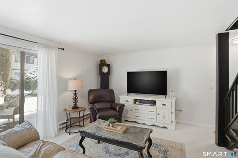 Tiny photo for 4 Pebblestone Circle #4, Suffield, CT 06078 (MLS # 24150124)