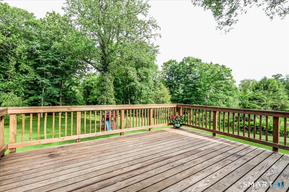 80 Hilldale Drive