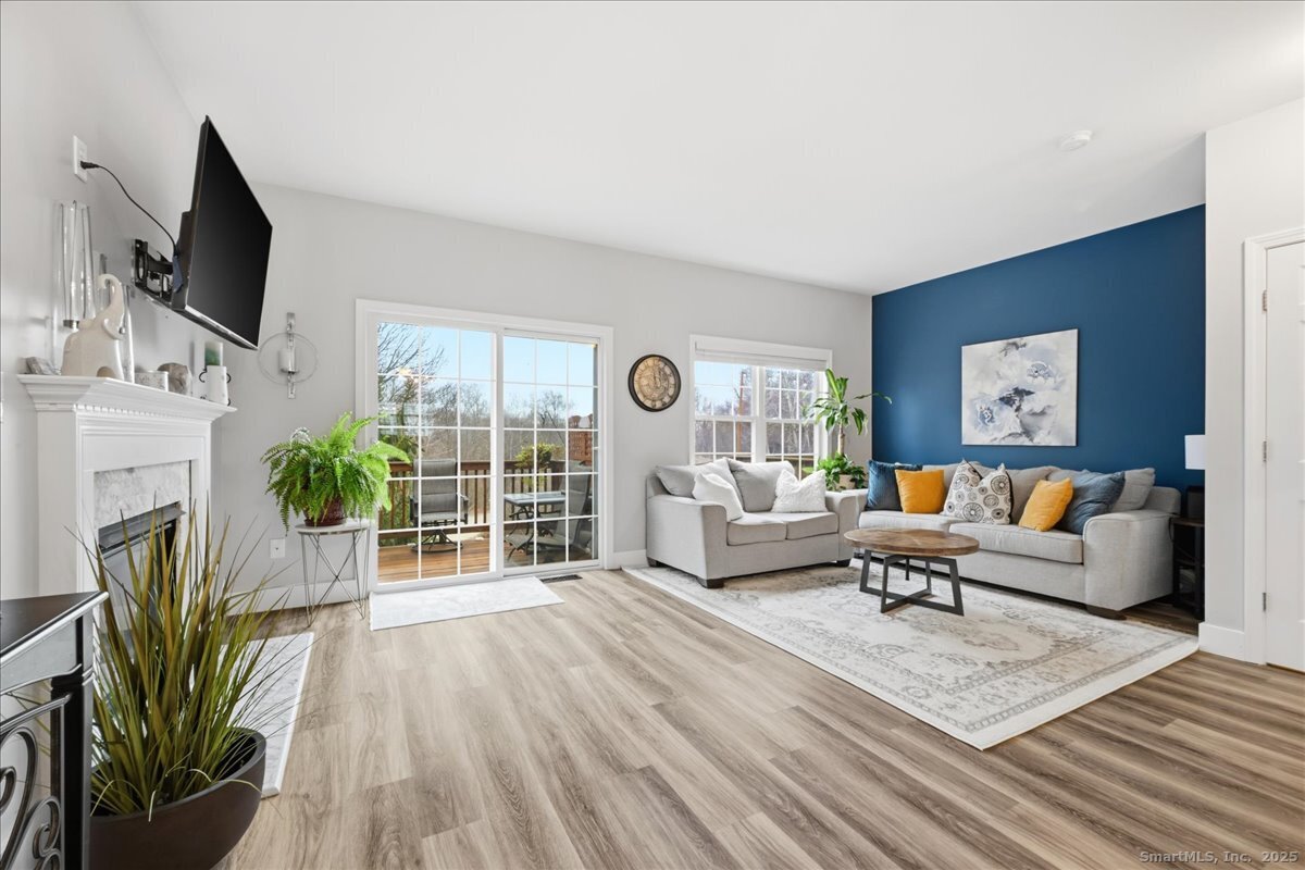 7 Forestview Drive 7