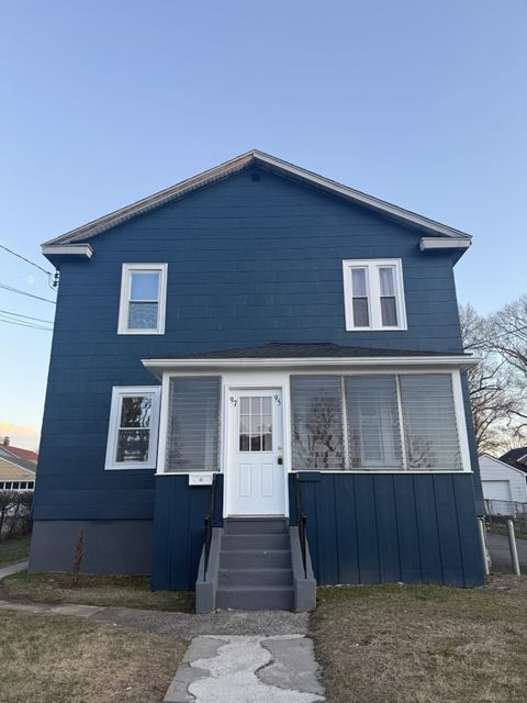 MLS: 24089558