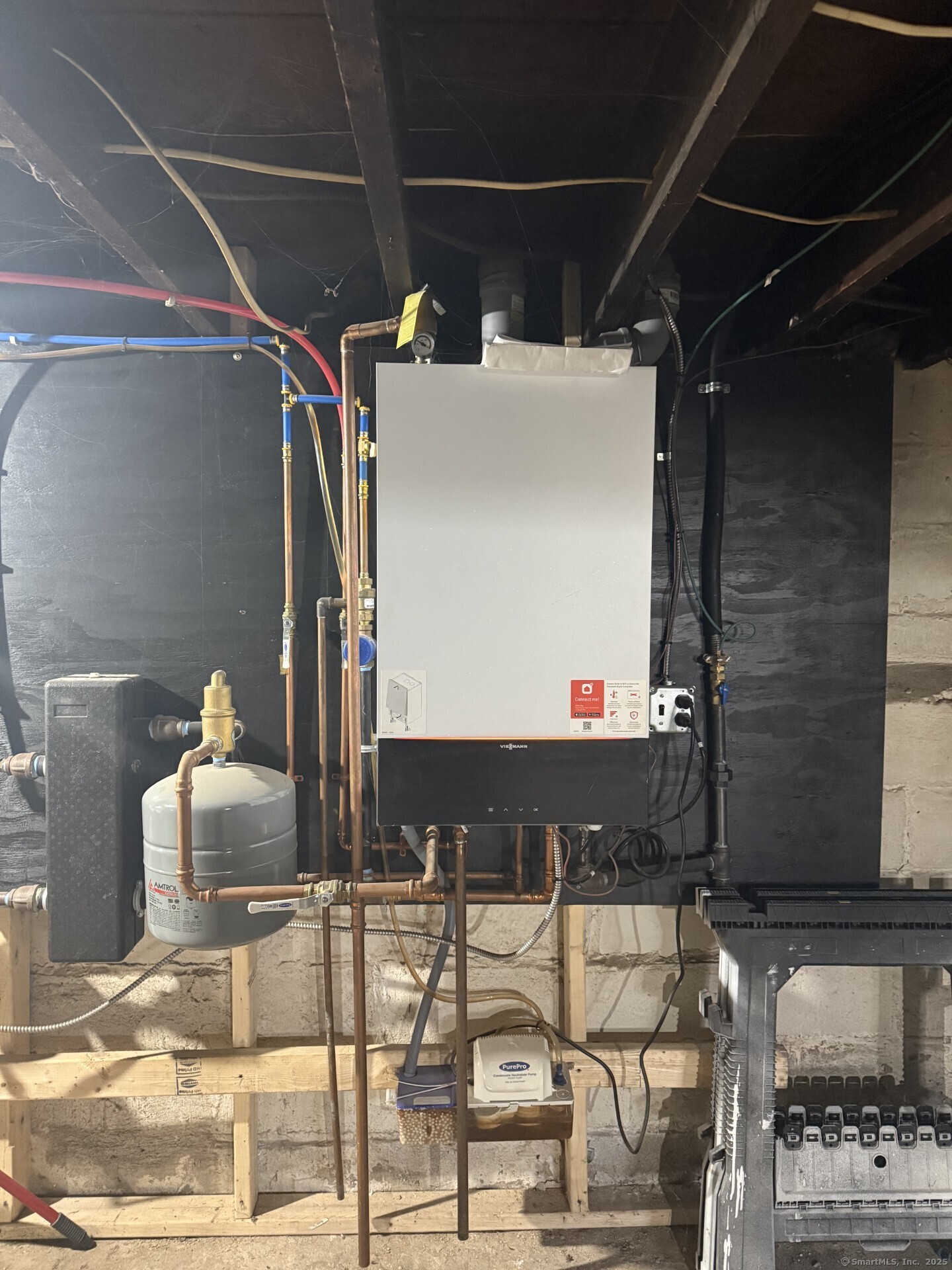 East Hartford, Connecticut 06118, United States, 3 Bedrooms Bedrooms, ,1 BathroomBathrooms,Residential,Active,112953