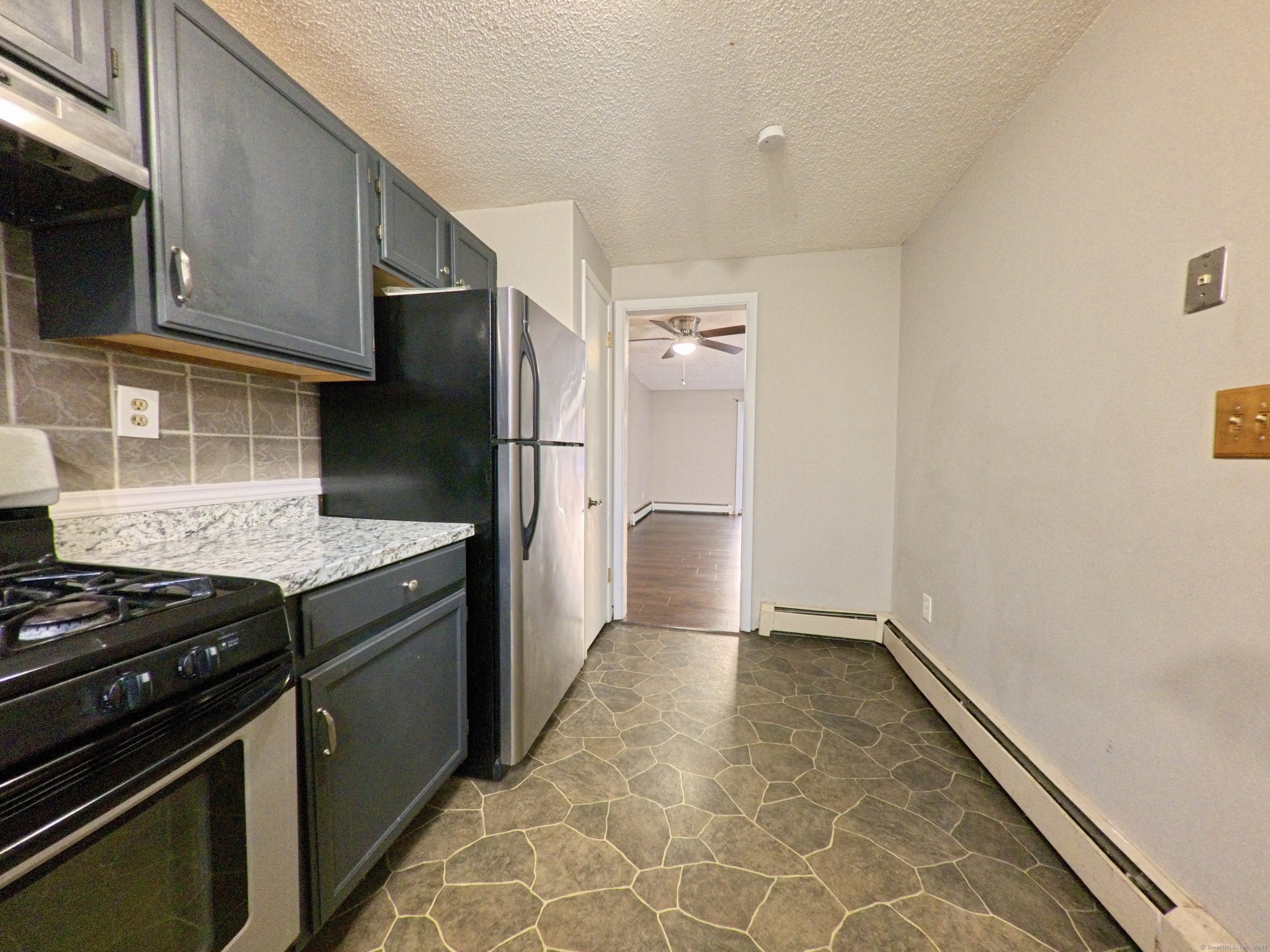 46 Wakefield Circle #46, East Hartford, Connecticut image 6