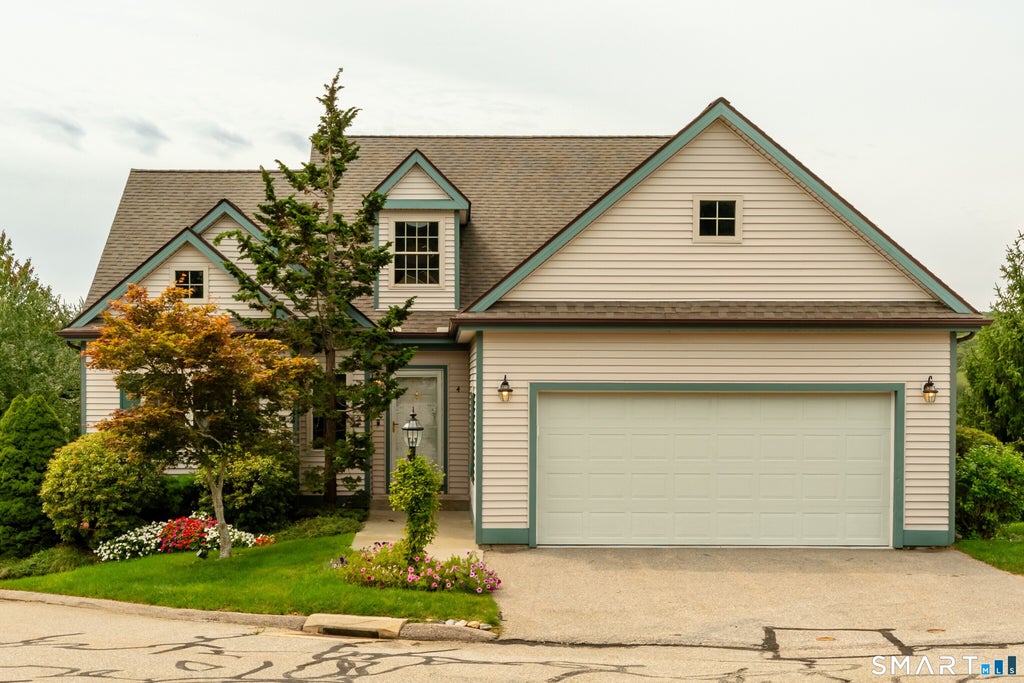 Photo of 4 Clarks Lane #4, East Lyme, CT 06357 (MLS # 24204772)