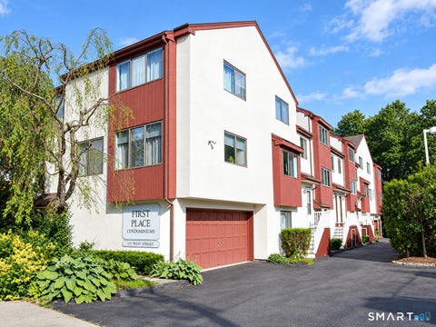 Condo For Rent - 15 First Street #4<br/> Stamford, CT 06905