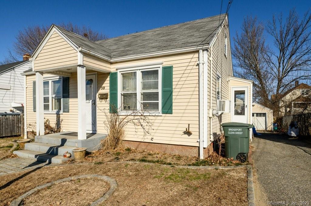 Photo 1 of 16 of 59 Harvey Street house