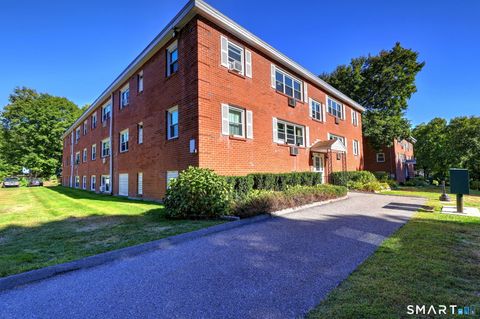 Tiny photo for 39 New Haven Road #8, Seymour, CT 06483 (MLS # 24166209)