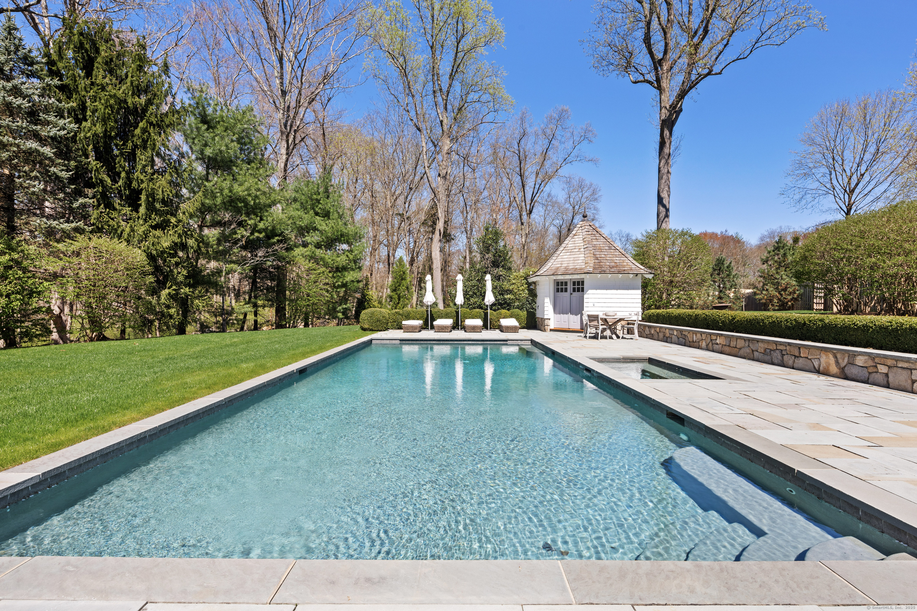 Fraser Lane, Westport, Connecticut - 7 Bedrooms  
9 Bathrooms  
18 Rooms - 