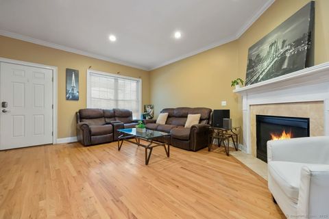 MLS: 24088628