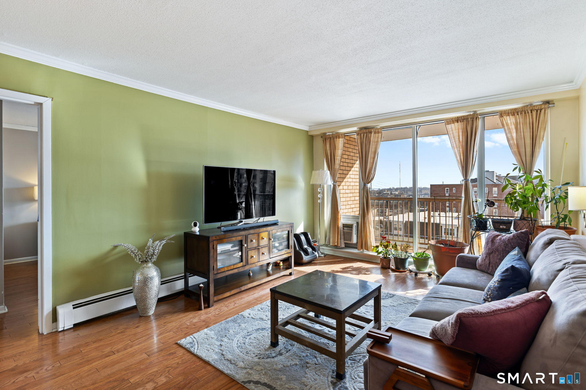 65 Glenbrook Road APT 6C