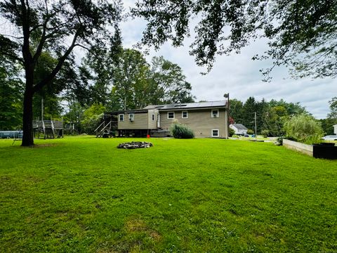 A home in Griswold