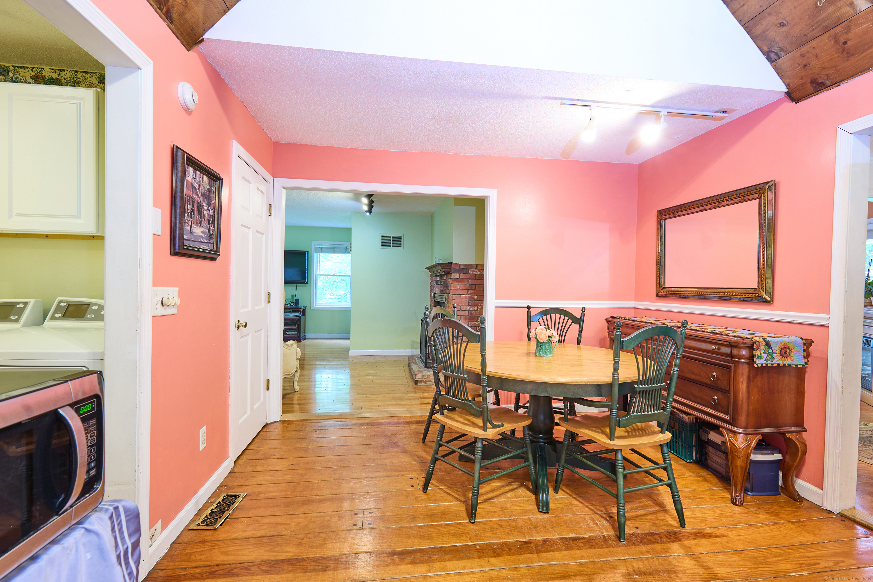 581 Oxford Road, Oxford, Connecticut image 9