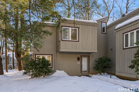 6 Lyle Court E Farmington CT 06032