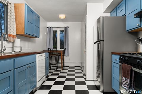 Tiny photo for 6 Lyle Court #E, Farmington, CT 06032 (MLS # 24152058)