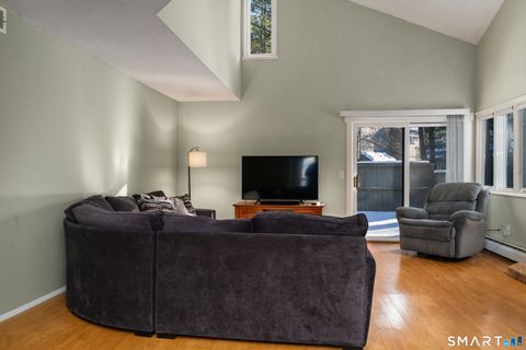 Tiny photo for 6 Lyle Court #E, Farmington, CT 06032 (MLS # 24152058)