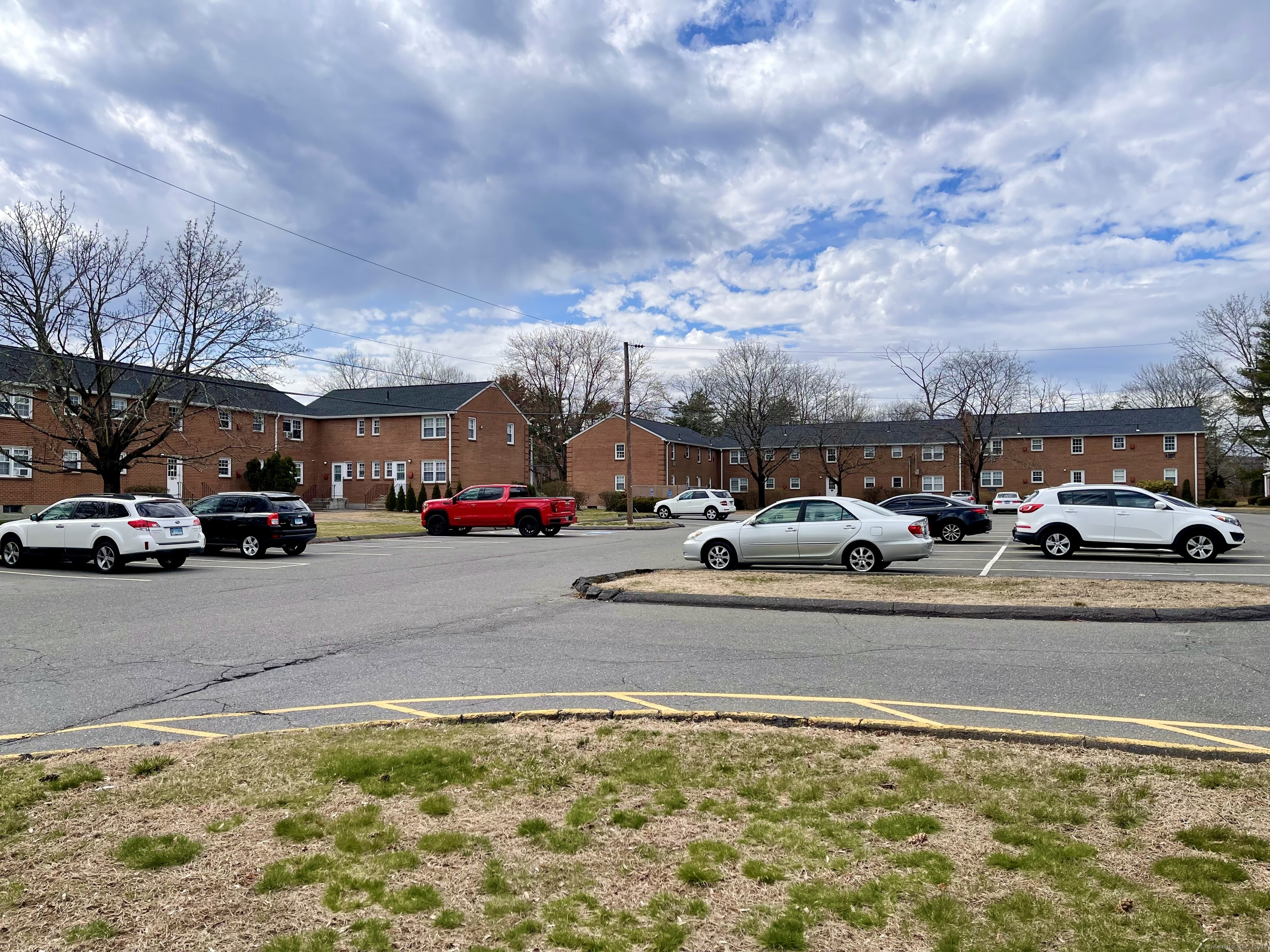 Farmington, Connecticut 06032, United States, 1 Bedroom Bedrooms, ,1 BathroomBathrooms,Residential,Active,162730