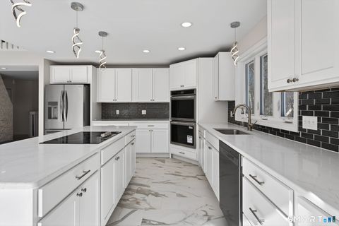 44 Chamberlain Hill Road Middletown CT 06457