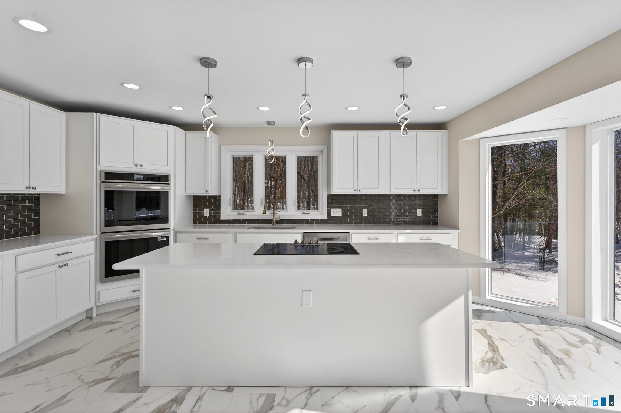 44 Chamberlain Hill Road