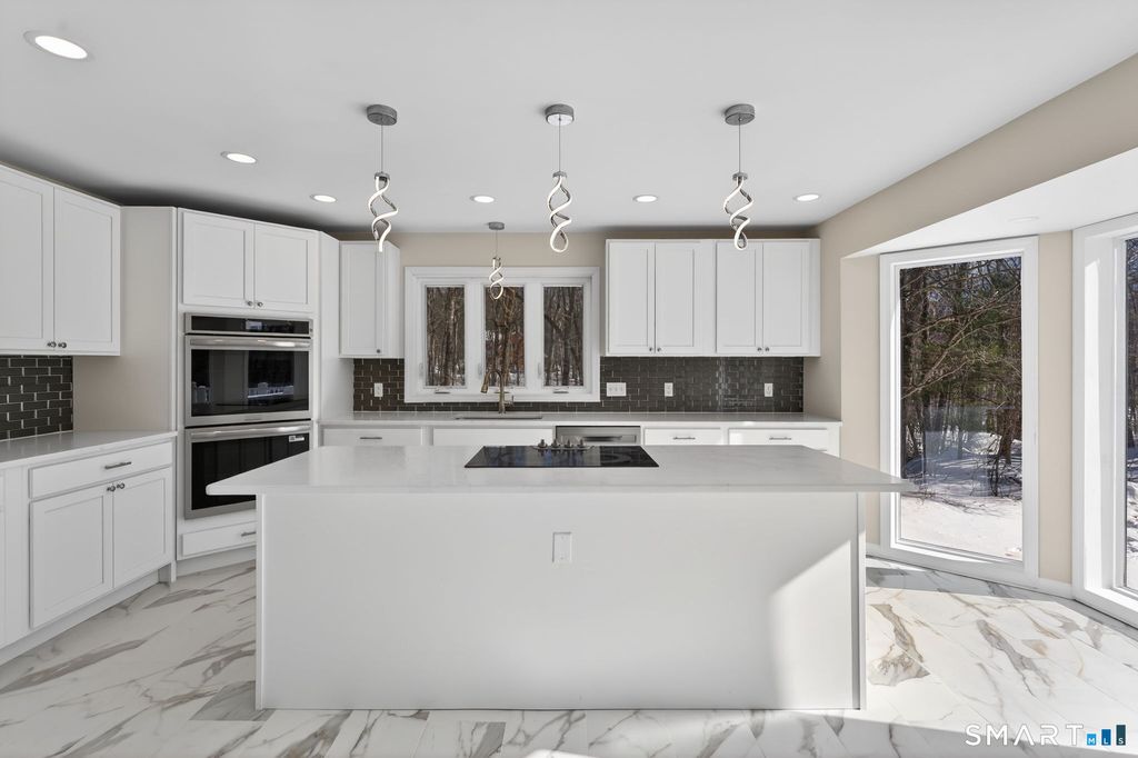 Photo of 44 Chamberlain Hill Road, Middletown, CT 06457 (MLS # 24148860)