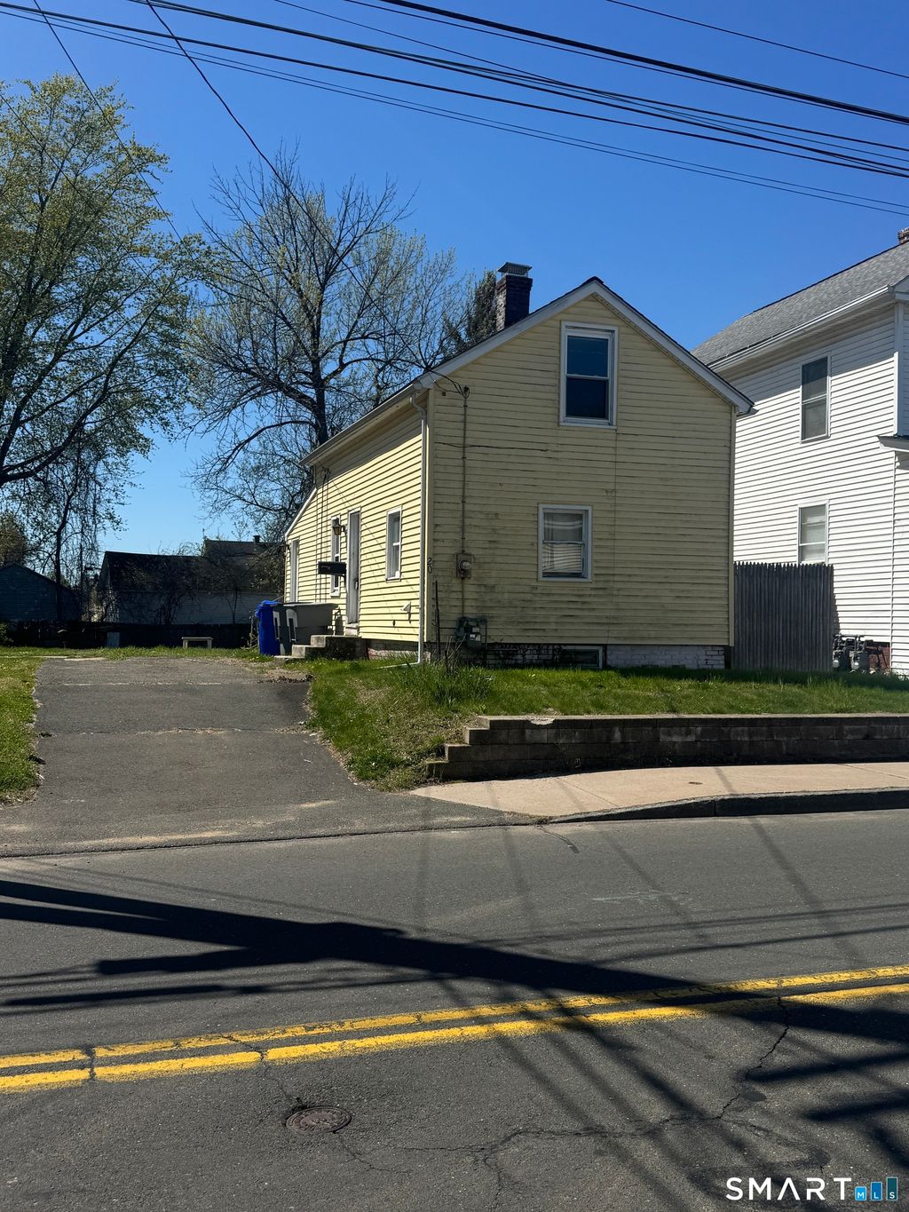 Photo of 20 Alden Avenue, Enfield, CT 06082 (MLS # 24171393)