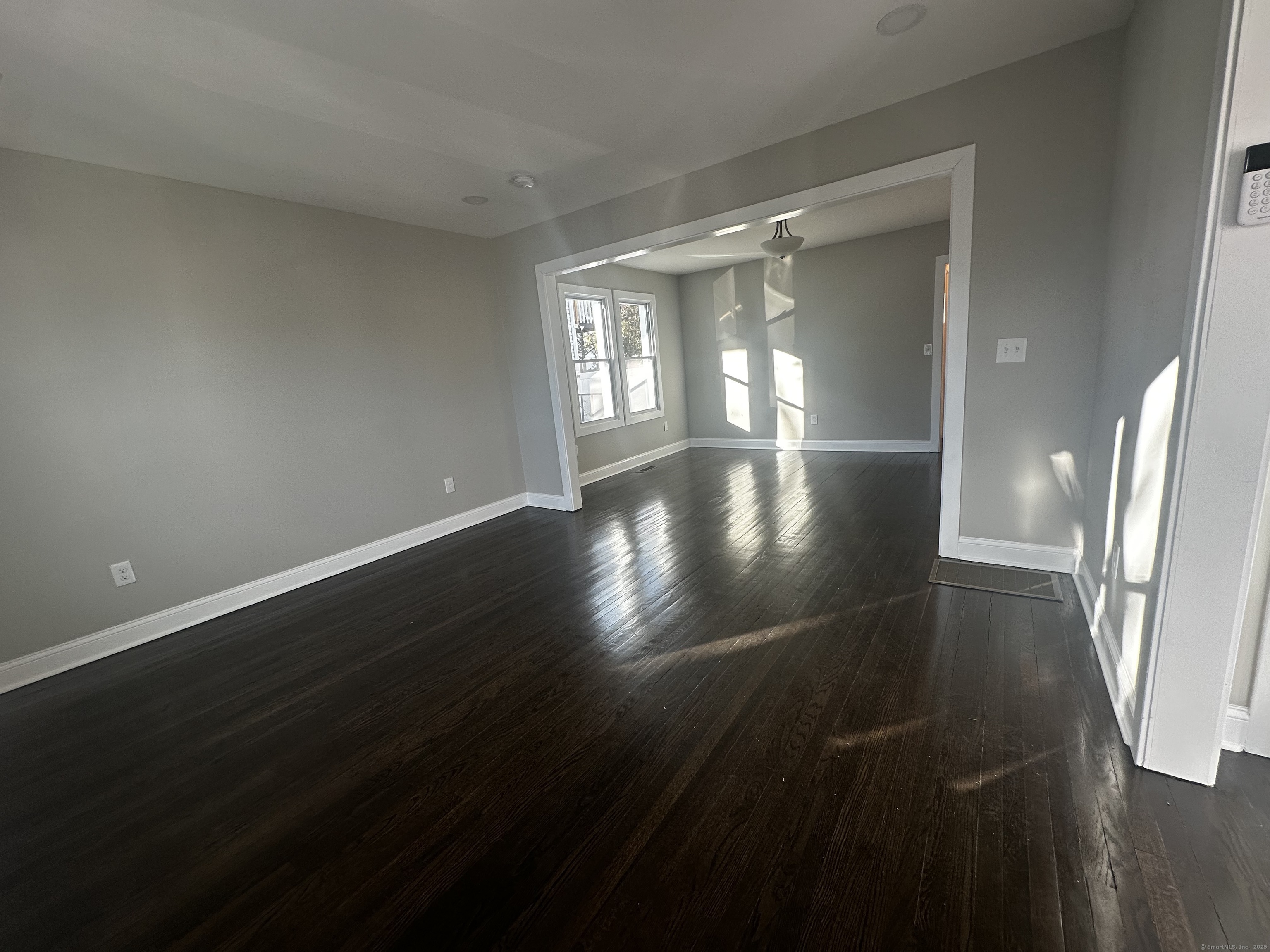 10 Holbrook Court