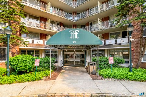 Photo of 71 Strawberry Hill Avenue #1010, Stamford, CT 06902 (MLS # 24173624)