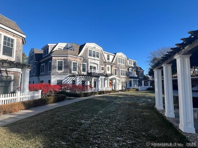 103 Main Street 2202