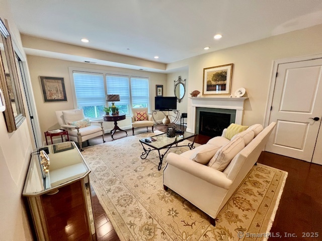 103 Main Street 2202