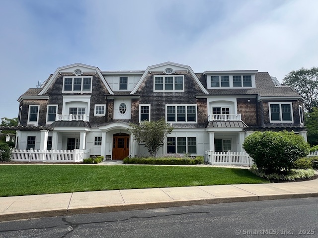 103 Main Street 2202