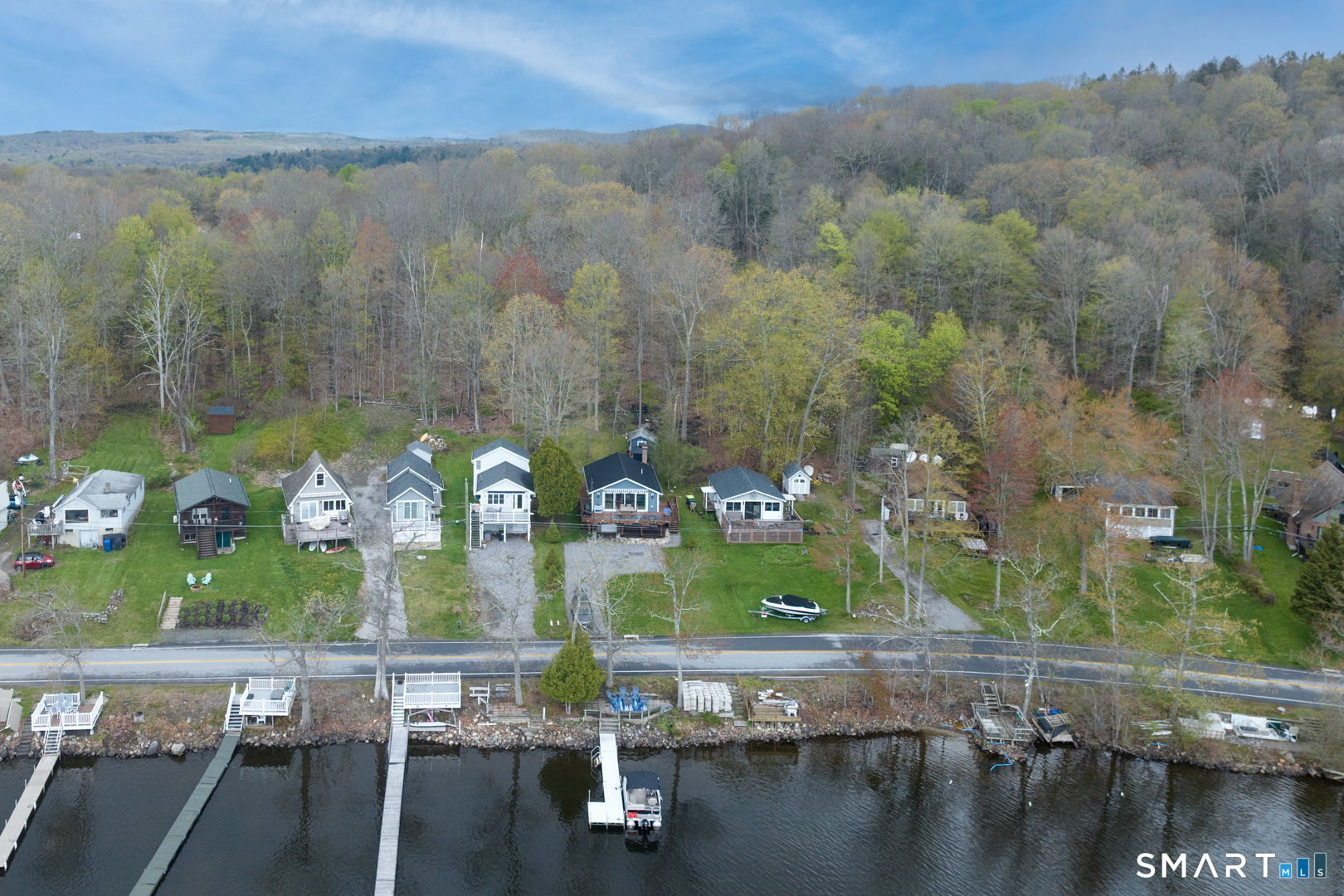 107 North Shore Road