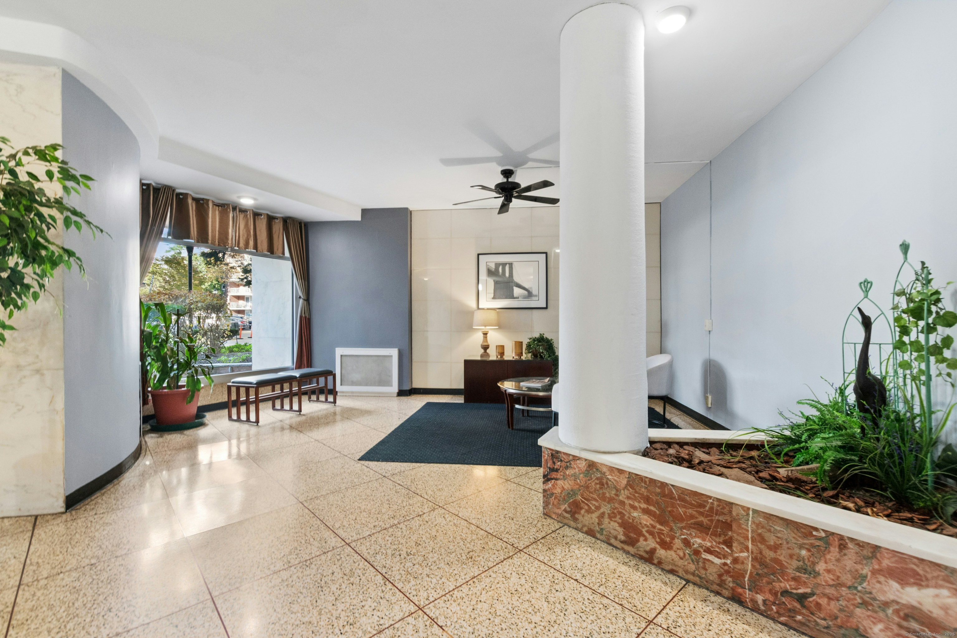 71 Strawberry Hill 305