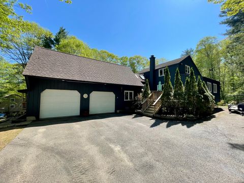 MLS: 24095351