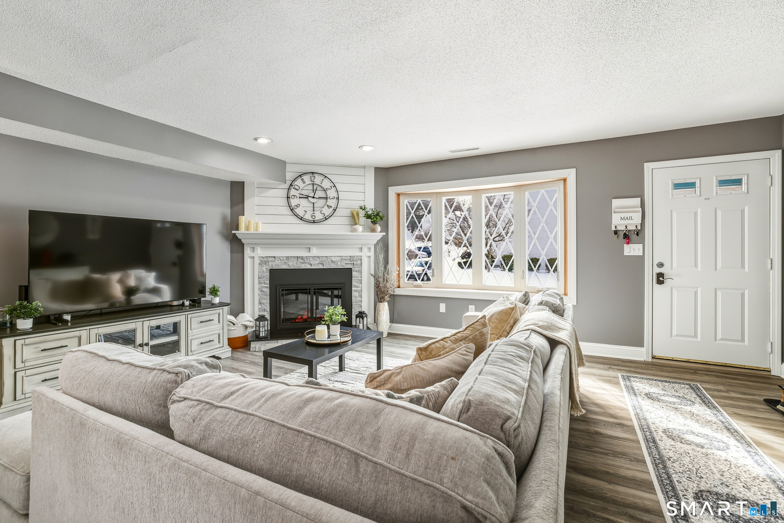 20 Wolf Hill Road 1A