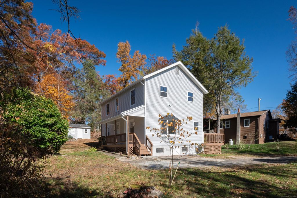 Photo of 7 Albert Road, Danbury, CT 06811 (MLS # 24138159)