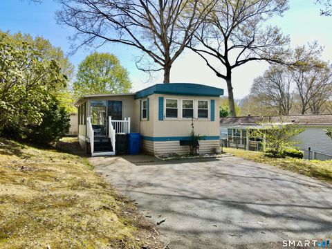 Photo of 136 Hunters Road #LOT 105, Norwich, CT 06360 (MLS # 24171012)