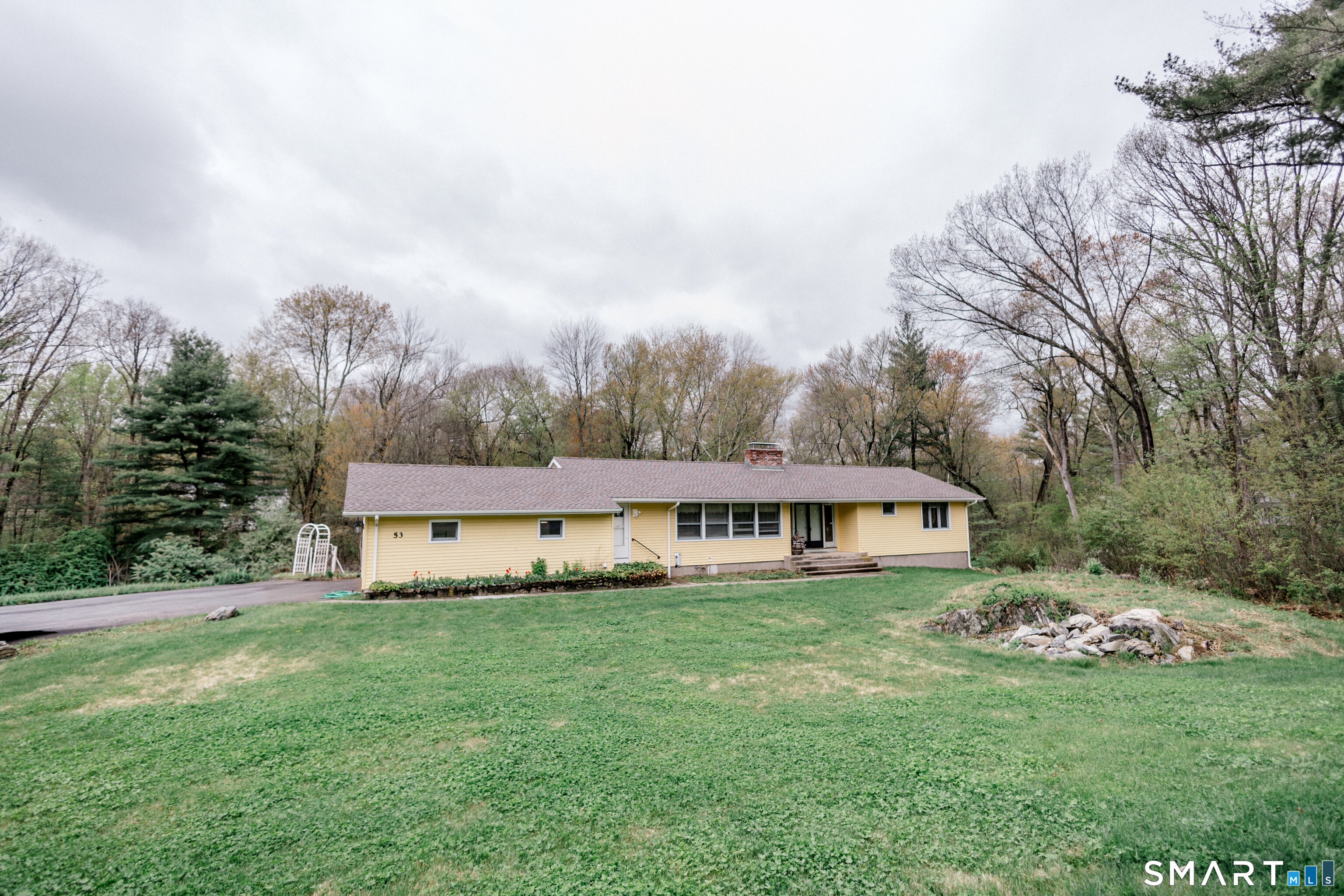 53 Tumble Brook Drive