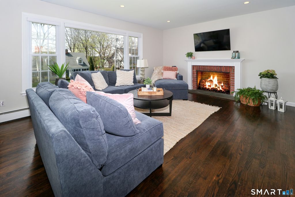 Photo of 155 Fairmount Terrace, Fairfield, CT 06825 (MLS # 24159734)