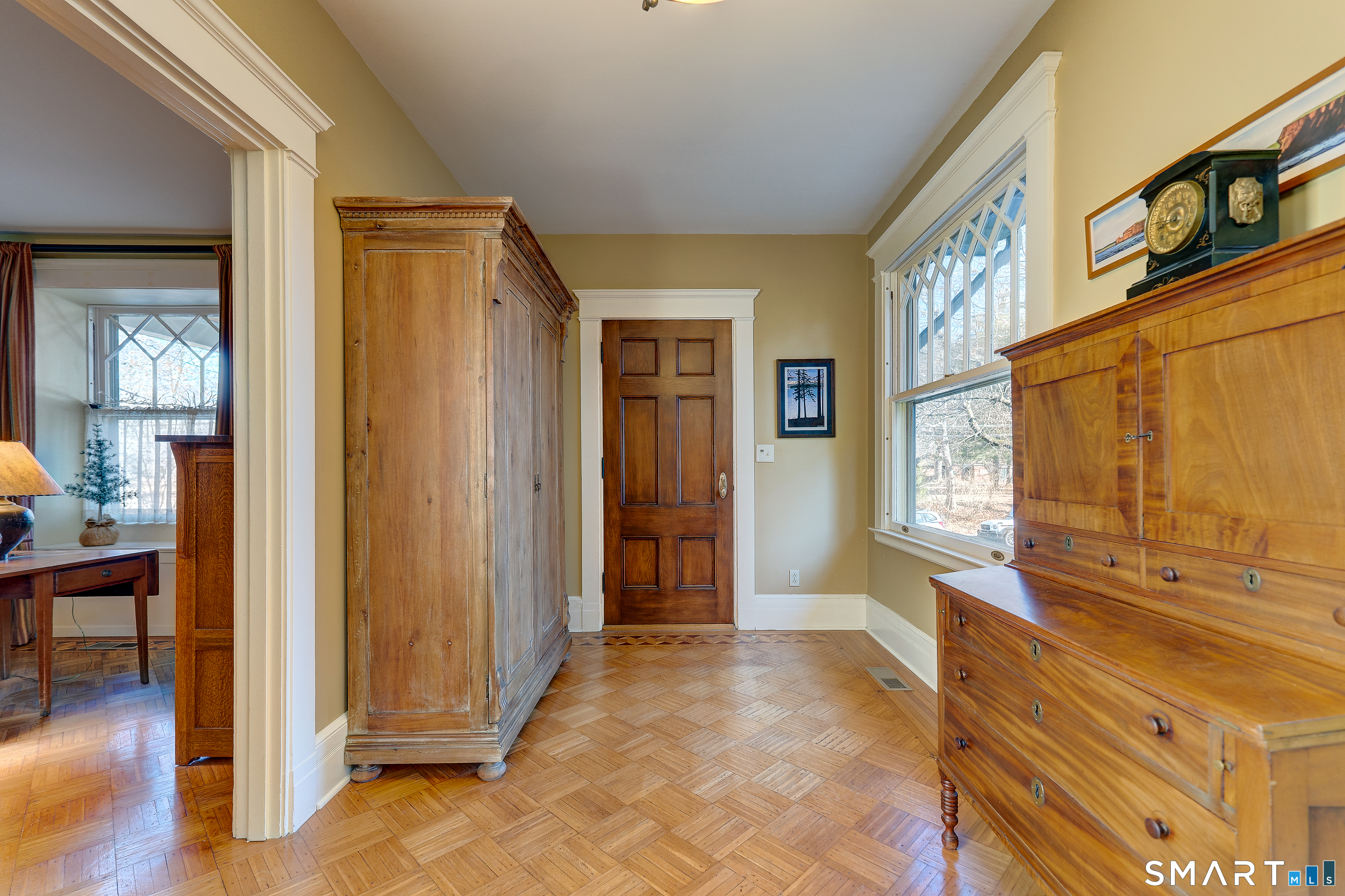 64 Cold Spring Street