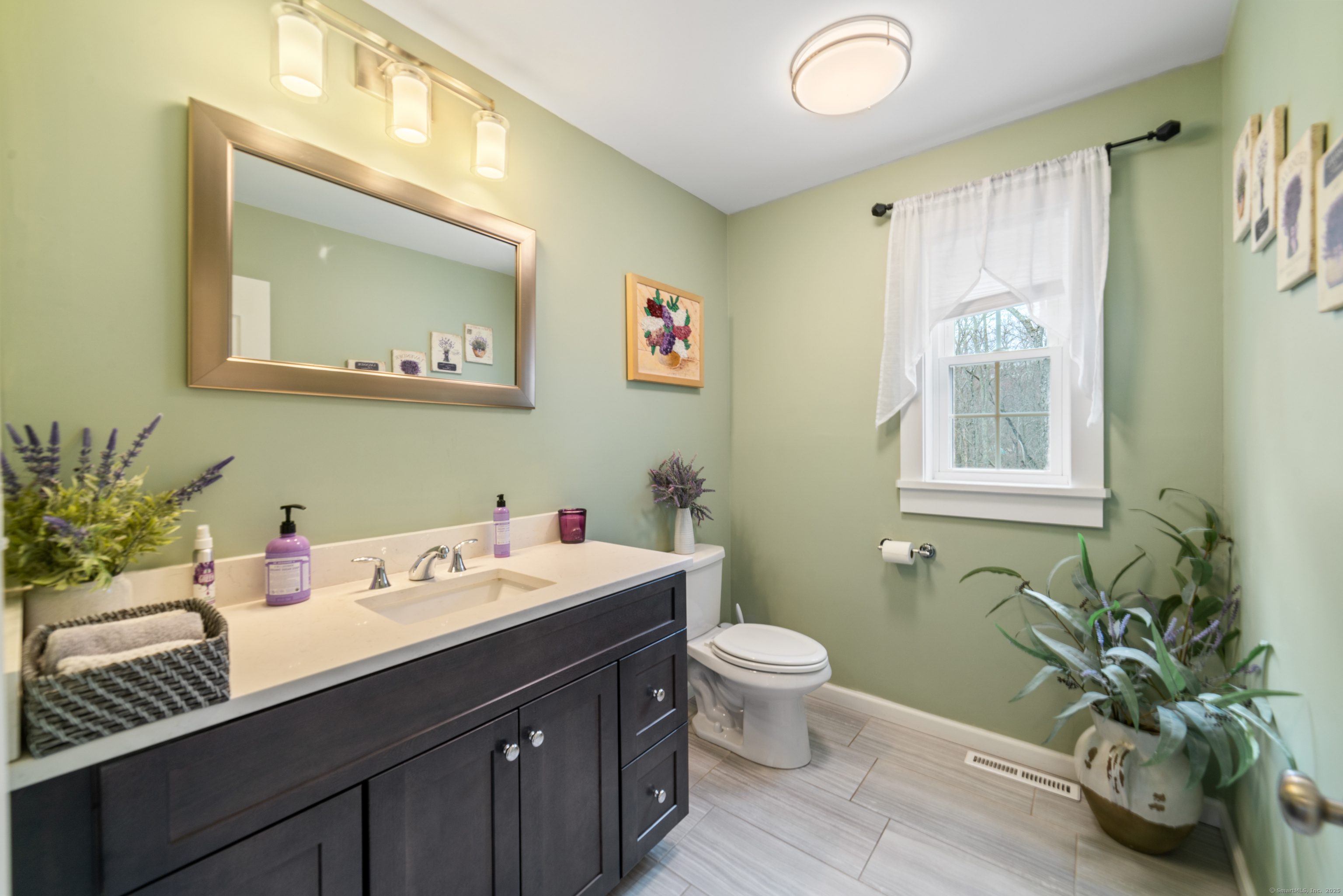 60 Bridle Trail Drive, Naugatuck, Connecticut image 18