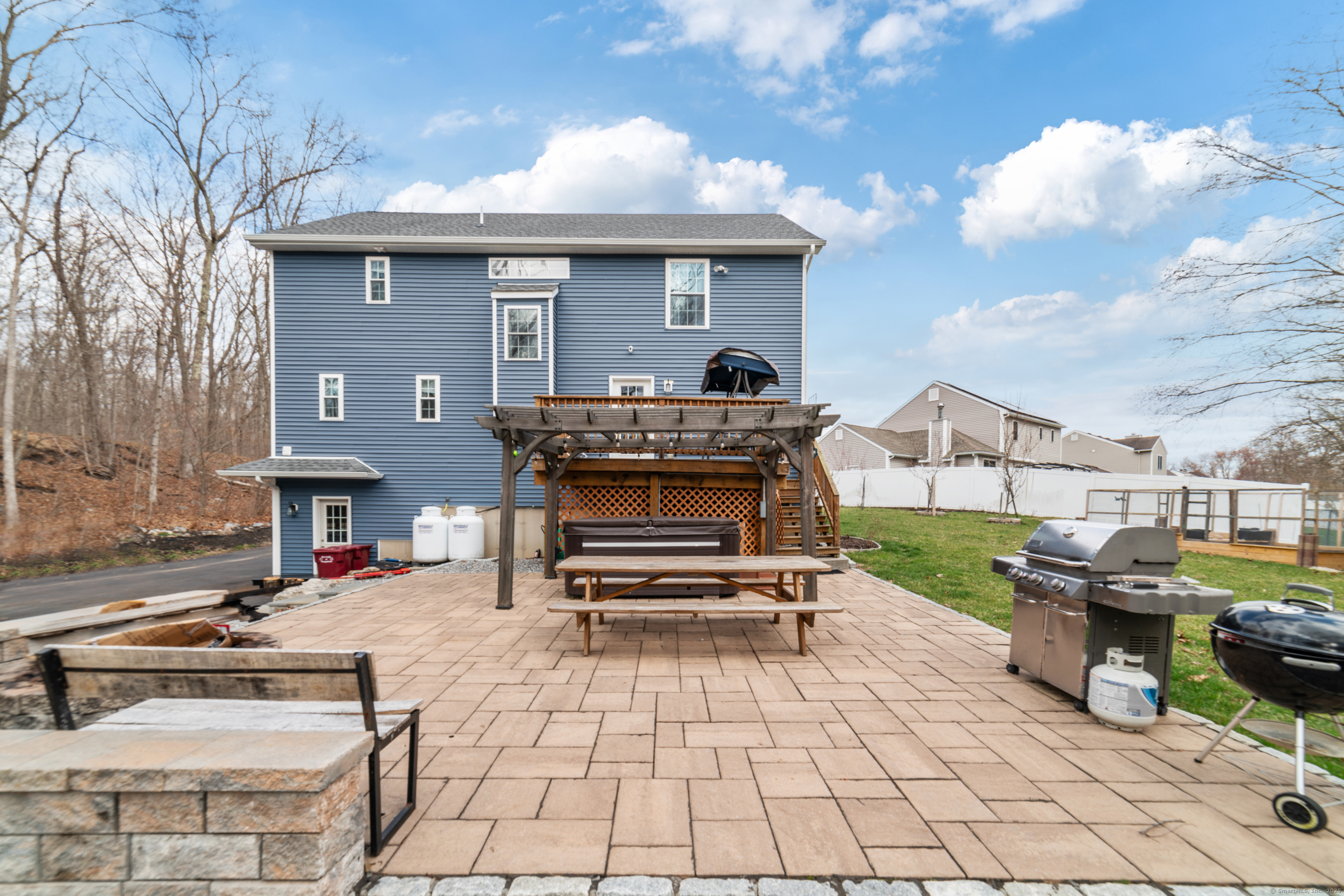 60 Bridle Trail Drive, Naugatuck, Connecticut image 37