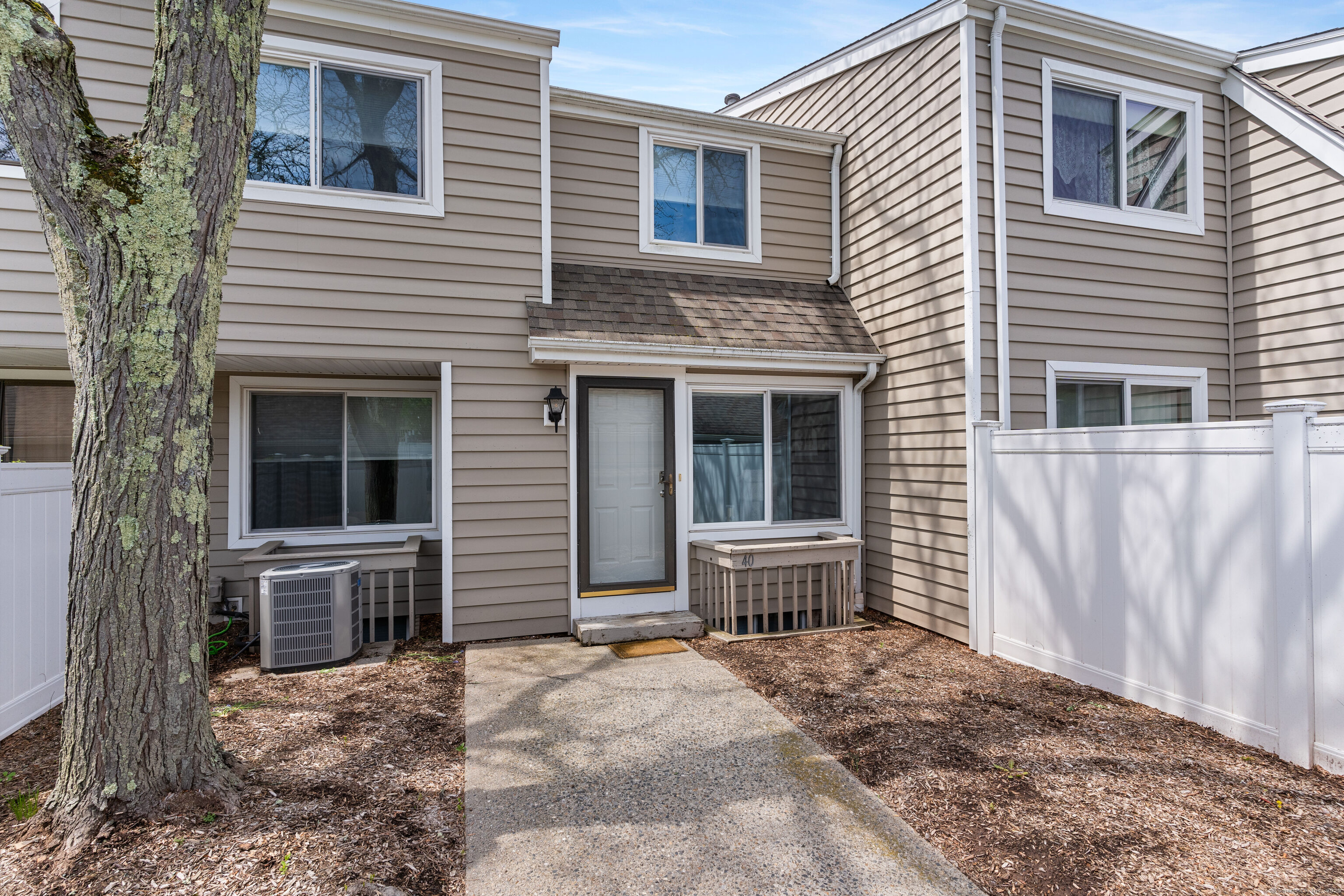 40 Peddlars Drive 40