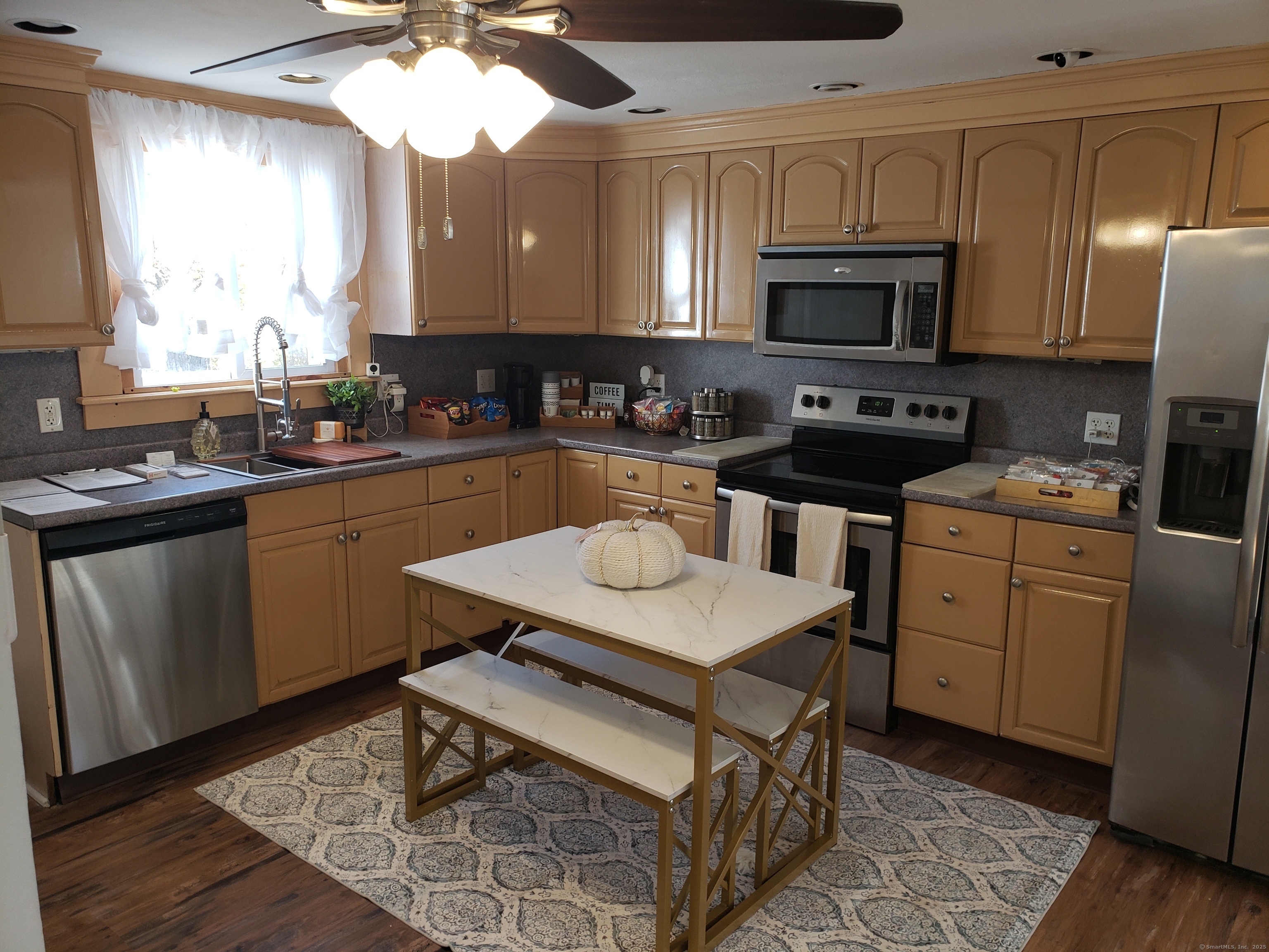 96 Red Mountain Avenue, Torrington, Connecticut image 9