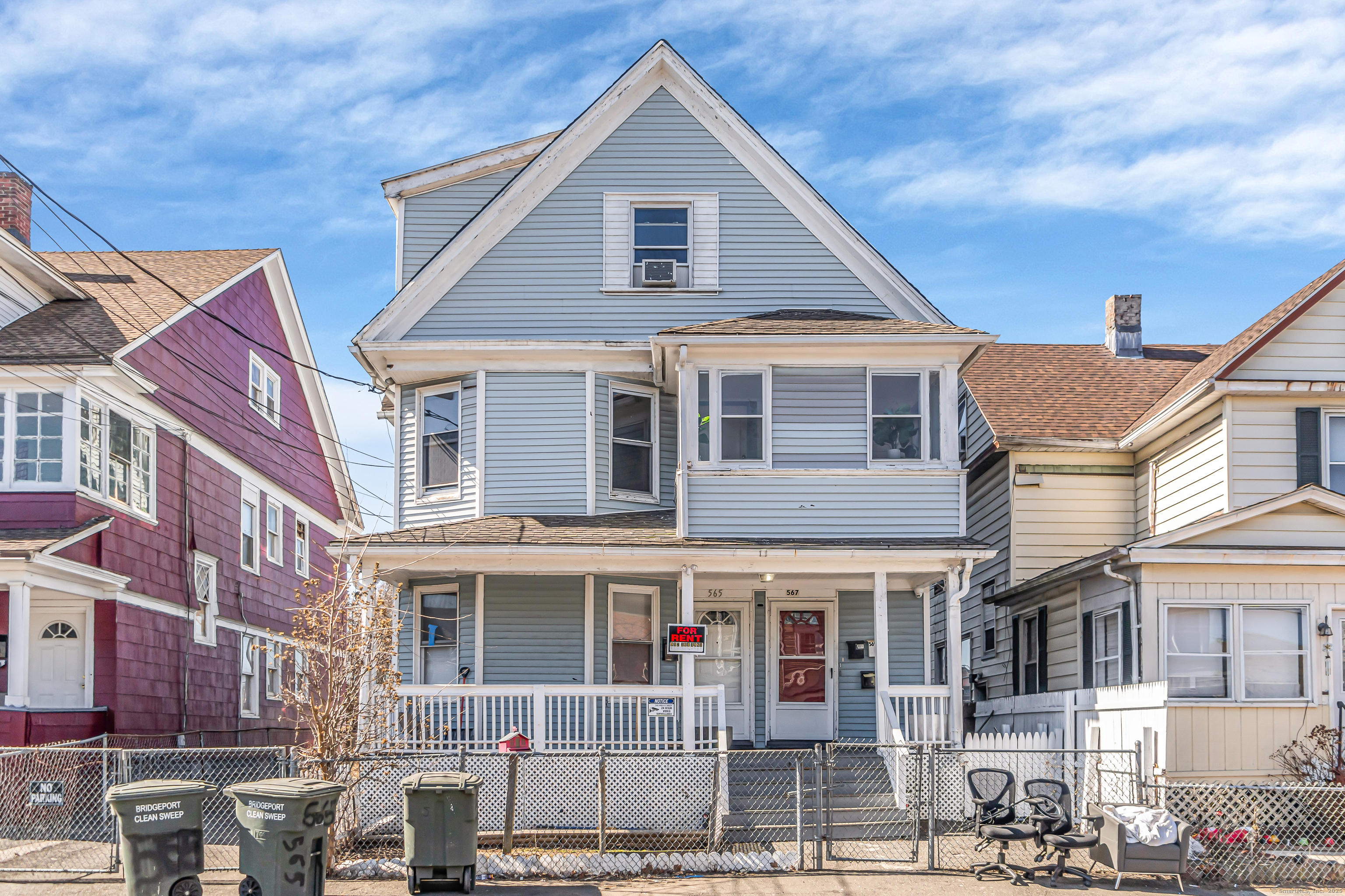 Carroll Avenue, Bridgeport, Connecticut - 8 Bedrooms  
3 Bathrooms  
14 Rooms - 