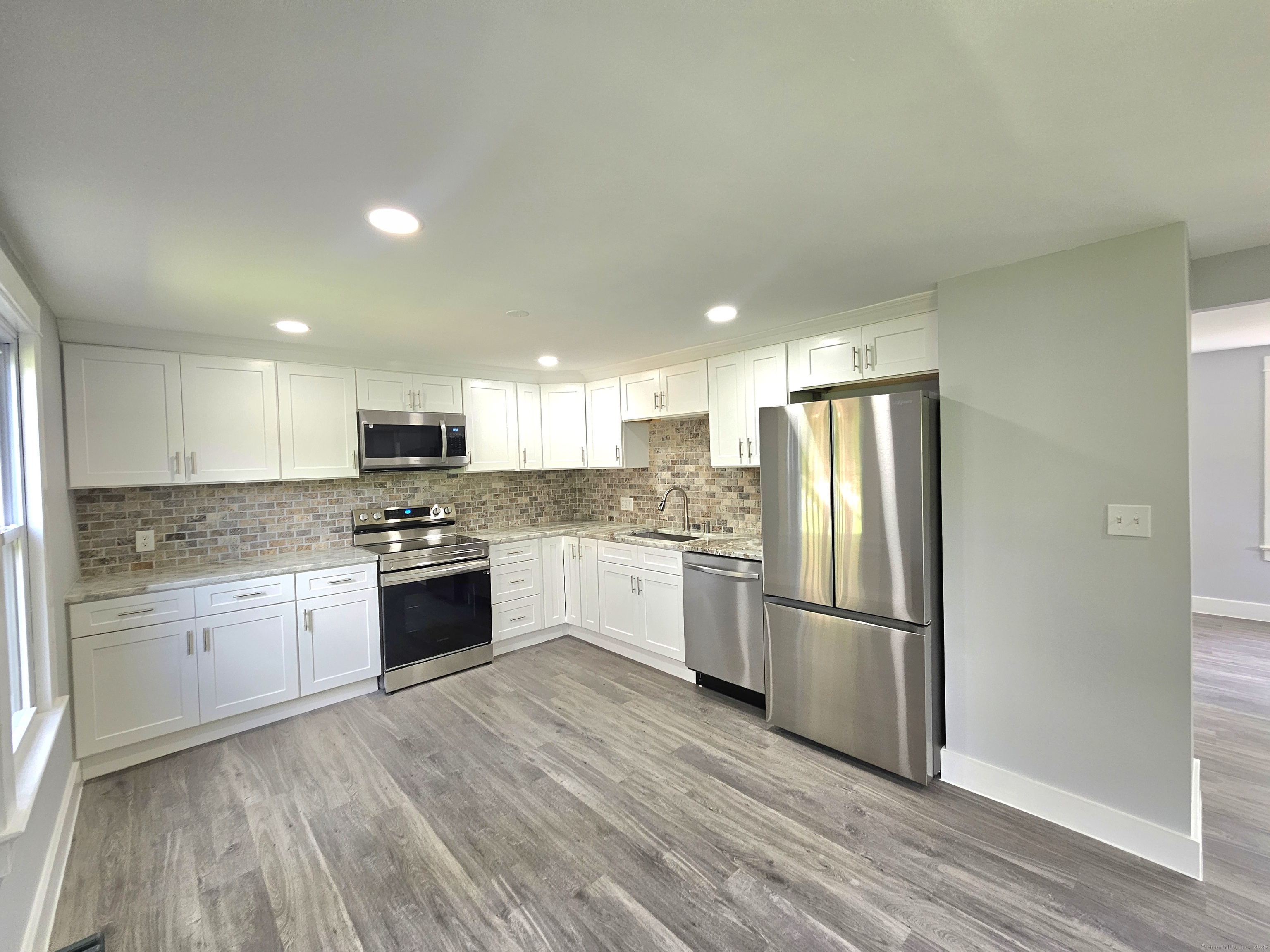 1 Arlington Heights, Norwich, Connecticut image 10