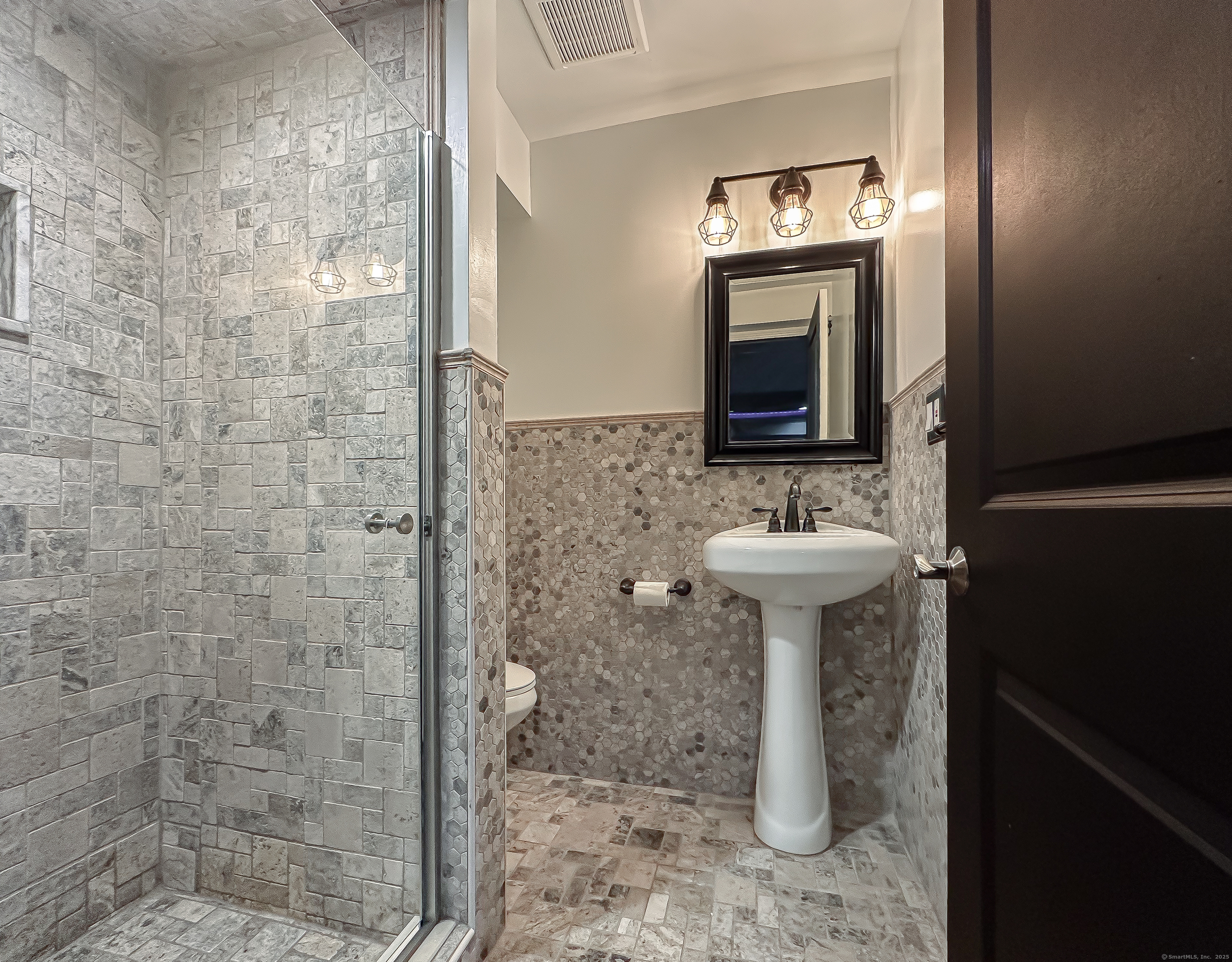 130 Wildewood Run, Bristol, Connecticut image 27