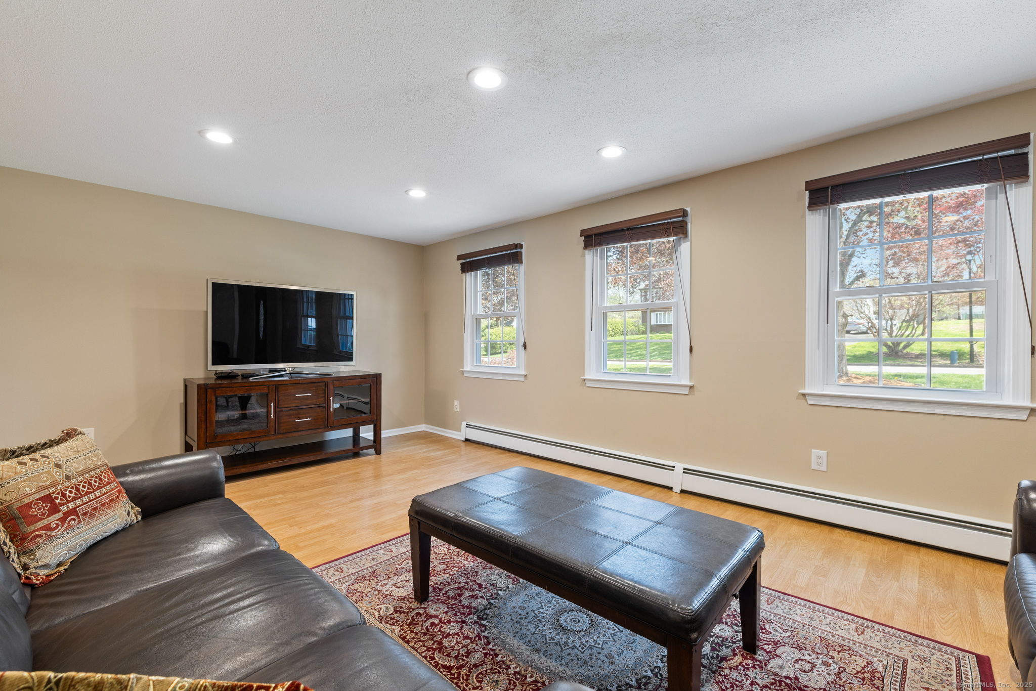 45 Ledgecrest Terrace, Manchester, Connecticut image 6