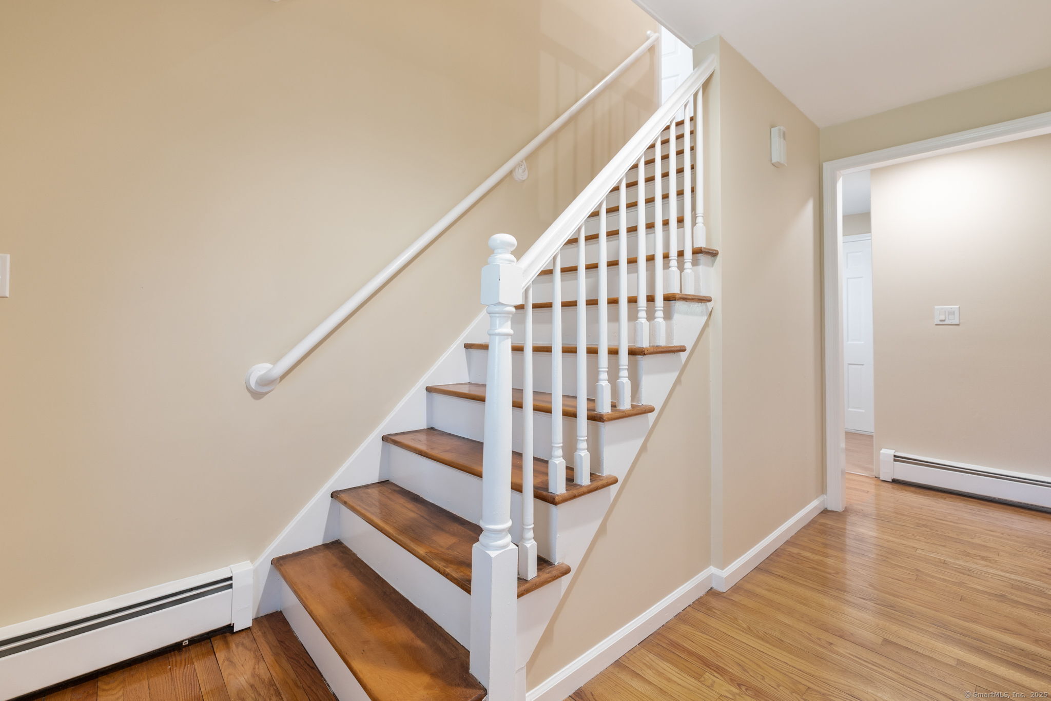 45 Ledgecrest Terrace, Manchester, Connecticut image 3
