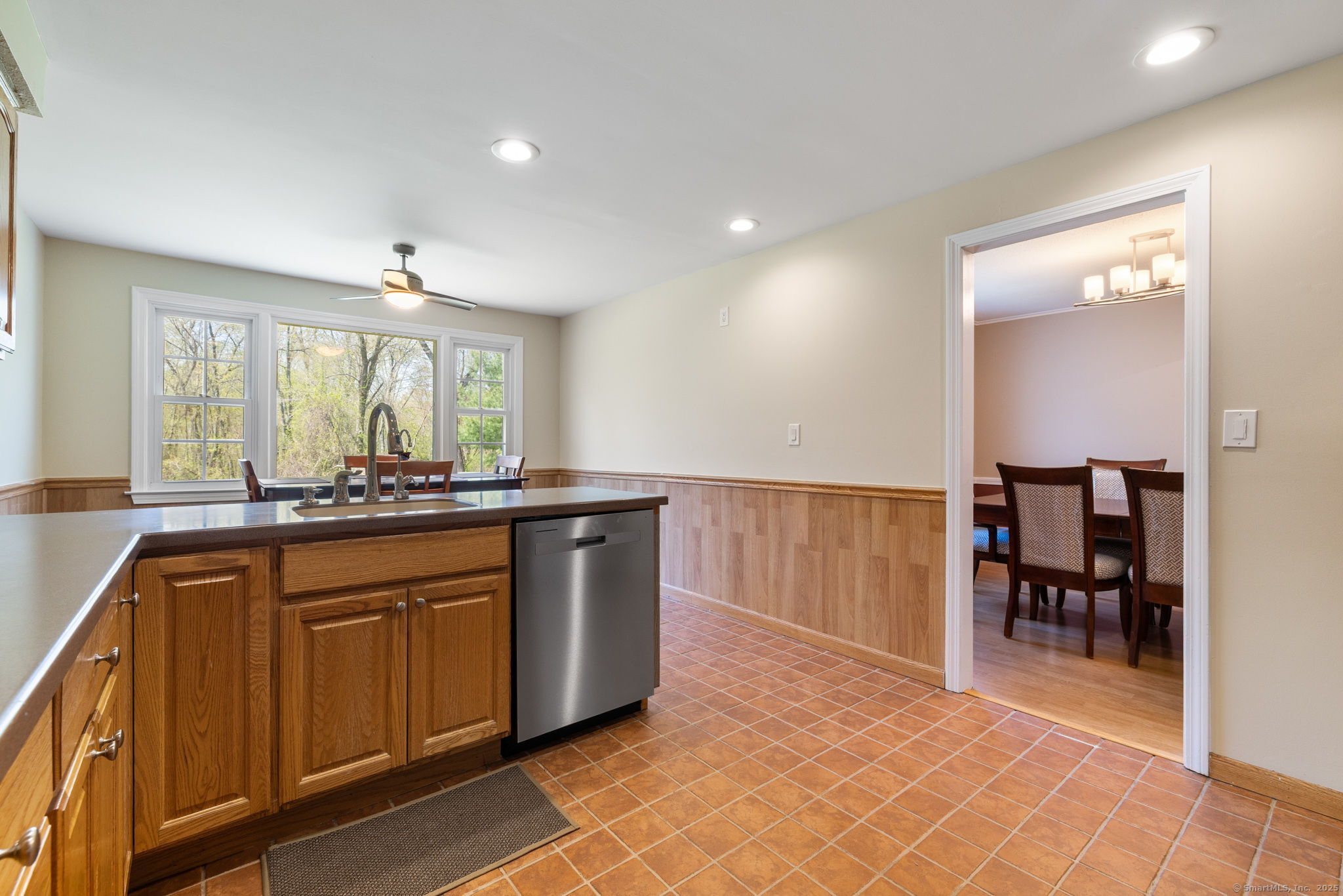 45 Ledgecrest Terrace, Manchester, Connecticut image 13