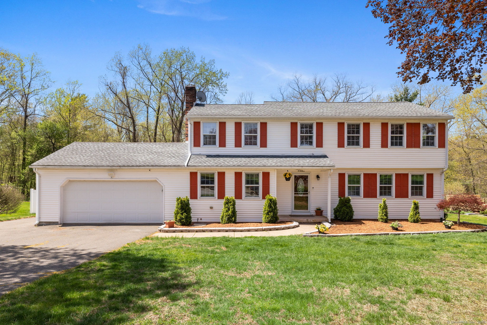 Property for Sale at Ledgecrest Terrace, Manchester, Connecticut - Bedrooms: 4 
Bathrooms: 3 
Rooms: 8  - $499,900