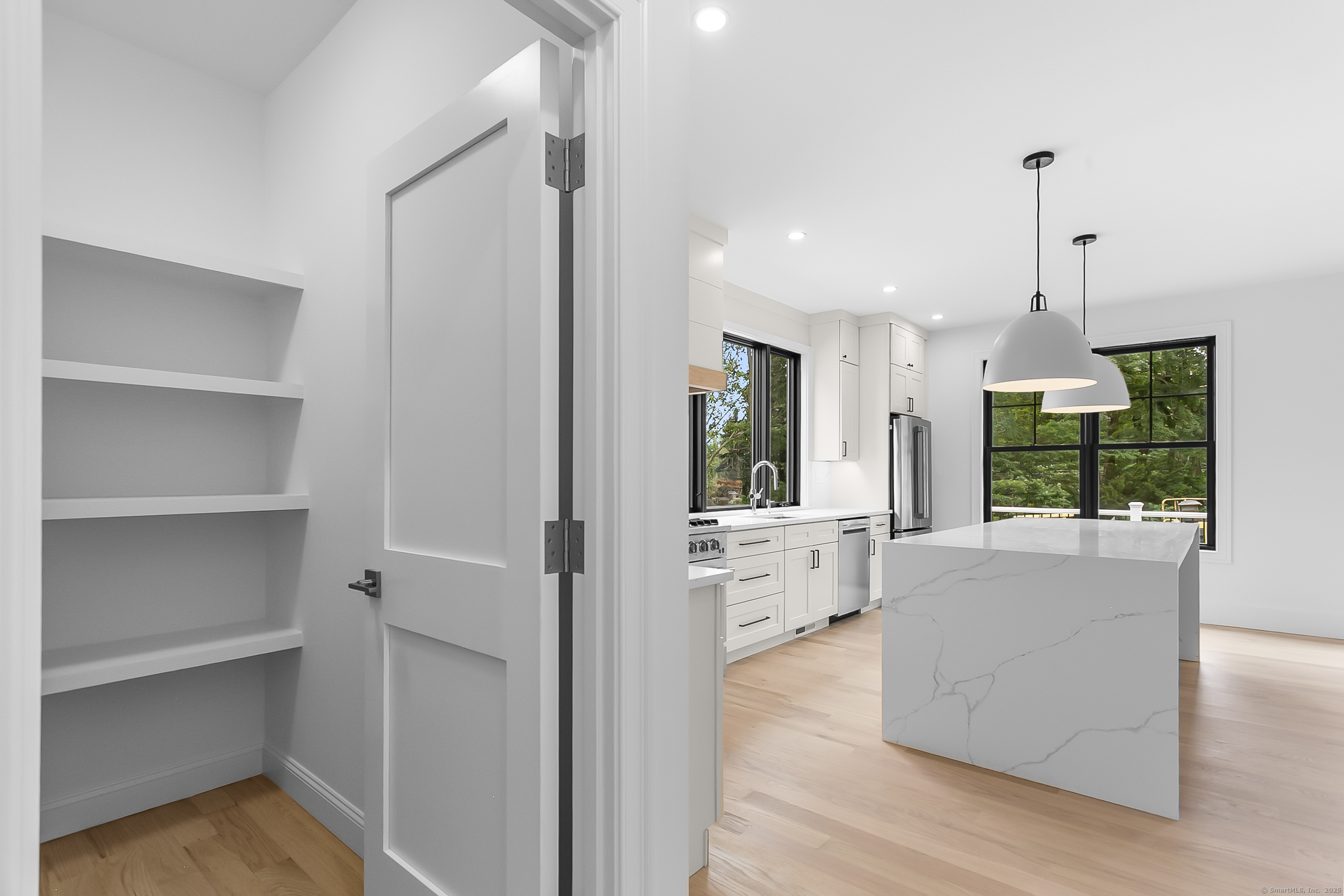 170 Oronoque Lane 95