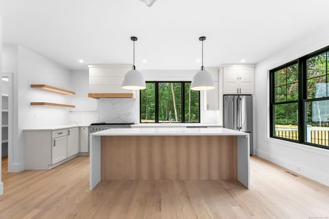 170 Oronoque Lane Unit 95, Stratford, CT 06614 - #: 24128105